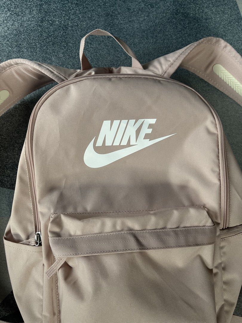 Nike Heritage Futura Back Pack (Category: Backpacks) located in Paranaque City. Submitted by mackraven260159 (Listing ID 1462616127, Image 2). Description: Brand New Condition No Issue Consist of 3 Major Pockets Check The Last Picture To See When Worn.