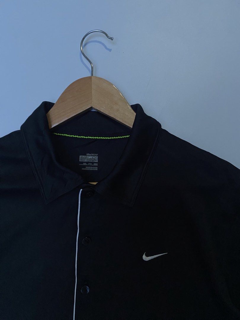 Nike Polo Golf/Casual (Category: Formal Shirts) located in Sipocot. Submitted by cross-culture.0 (Listing ID 1462607722, Image 3). Description: Nike mens Golf/Casual Polo exclusive vintage design excellent condition no issues size Large 21w 28L 1075 free shipping dm.