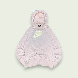 (Category: ) located in . Submitted by ejay.thrift.clothes (Listing ID 1462614683, Image 1). Description: .