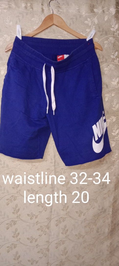 Nike Royal Blue Sweat Shorts (Category: Shorts) located in Manila. Submitted by ramelv3835712 (Listing ID 1462528157, Image 1). Description: - Royal blue Nike sweat shorts - Large white Nike logo on the side - Elastic waistband with drawstring - Side pockets - Waistline: 32-34 inches - Length: 20 inches - Ideal for lounging or casual wear.