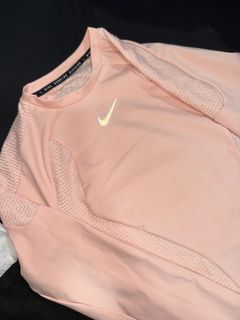 (Category: ) located in . Submitted by fen.preloved (Listing ID 1462621371, Image 1). Description: .