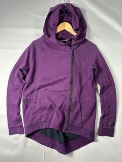 (Category: ) located in . Submitted by thefashiongarage.co (Listing ID 1462440010, Image 1). Description: .