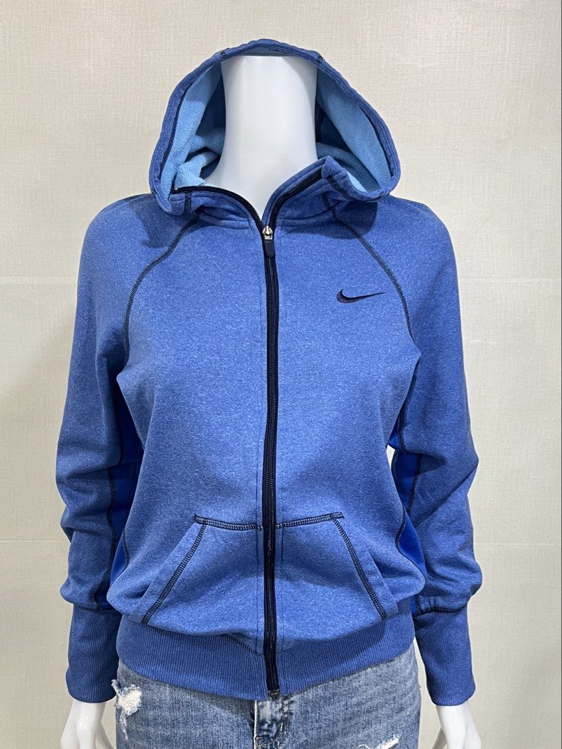 Nike Therma-Fit Hoddie Jacket (Category: Coats, Jackets and Outerwear) located in Cebu City. Submitted by kei.flmn (Listing ID 1462446830, Image 2). Description: 📌PLEASE READ BEFORE MAKING AN OFFER Excellent Condition (No issues) Size:Fits Medium (M) - [x] Flat Lay Measurements (in inches): - [x] Bust: 38” - [x] Length Reference: Mannequin Height : 5’4” (First-come, first-served basis) Due to an increased number of joy reservers and fake buyers,