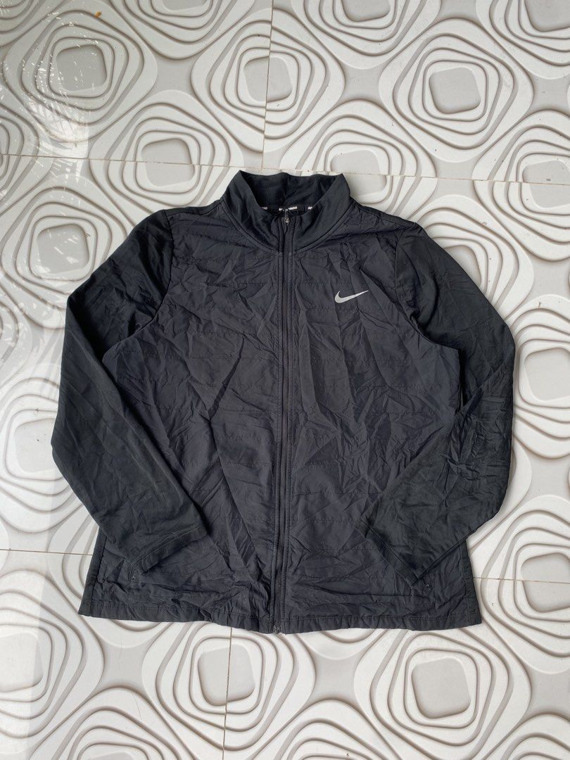 Nike Therma-Fit Running Jacket XL Black (Category: Coats, Jackets and Outerwear) located in Manila. Submitted by oddpenguin_cc96b9 (Listing ID 1462548701, Image 1). Description: - Nike Therma-Fit Running Jacket - Size: XL - Color: Black - Made in Vietnam - Lightweight and comfortable - Ideal for workouts or casual wear - Grab it now!.