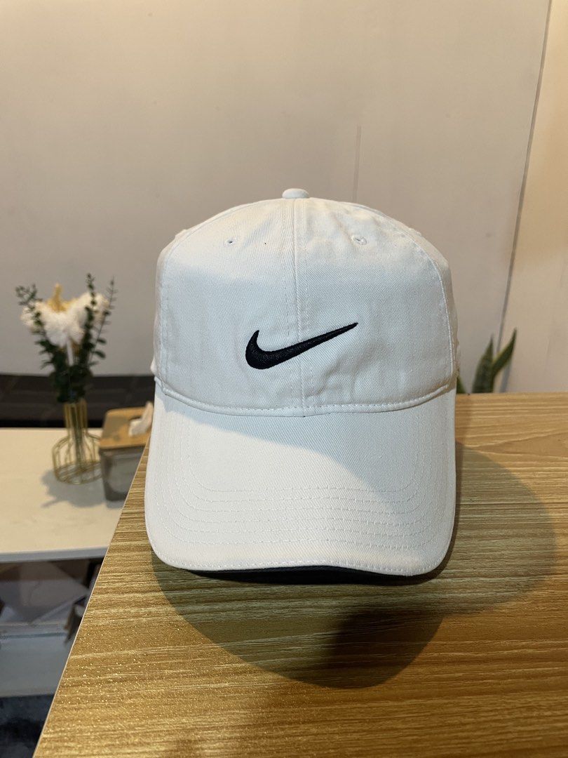 NikeGolf Cap (Category: Caps & Hats) located in Bacolod City. Submitted by maxpeynthrift (Listing ID 1462646280, Image 1). Description: One Size Fits All Good condition Need wash No issue 100% cotton.