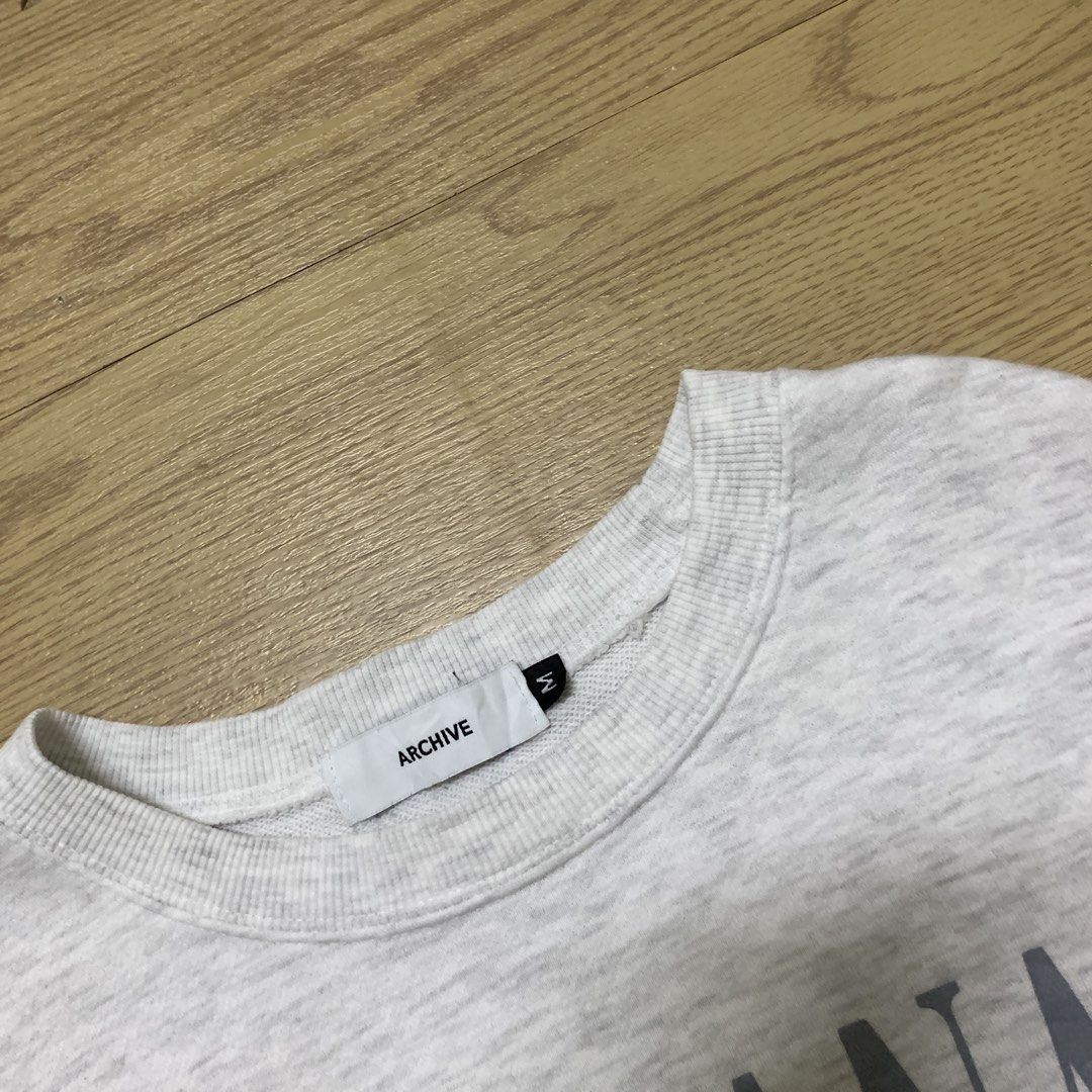 NIRVANA (Category: Hoodies) located in Kuala Terengganu. Submitted by matinstore2809 (Listing ID 1462558865, Image 3). Description: *NIRVANA* TAG ARCHIVE M P23 L28 CONDITION CUN BEBAS DEFECT .