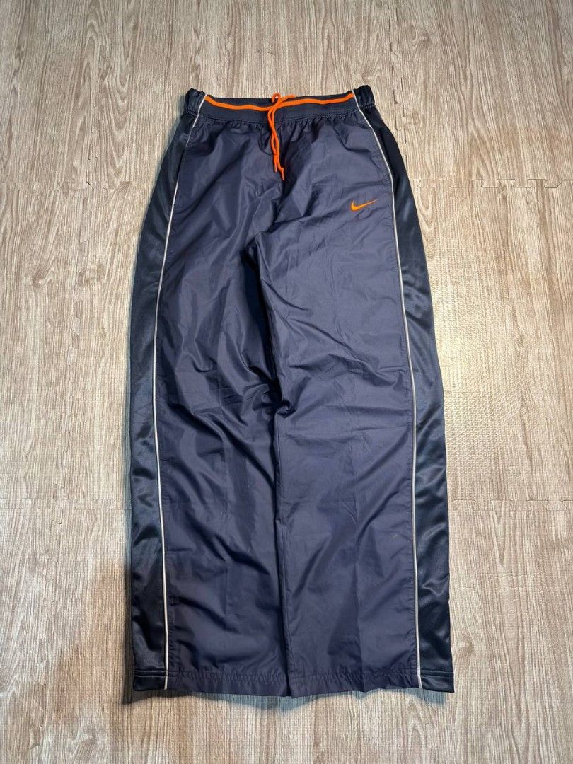 N✅Ke Track Pants (Category: Shorts) located in Davao. Submitted by leeanthon33065 (Listing ID 1462520521, Image 1). Description: .