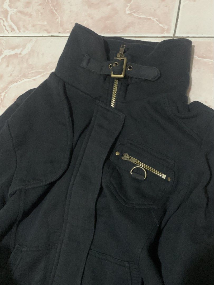 No ID Japanese brand double collar jacket (Category: Announcements) located in Manila. Submitted by garmentvoidarchive_ (Listing ID 1462612667, Image 3). Description: Pm for more details.