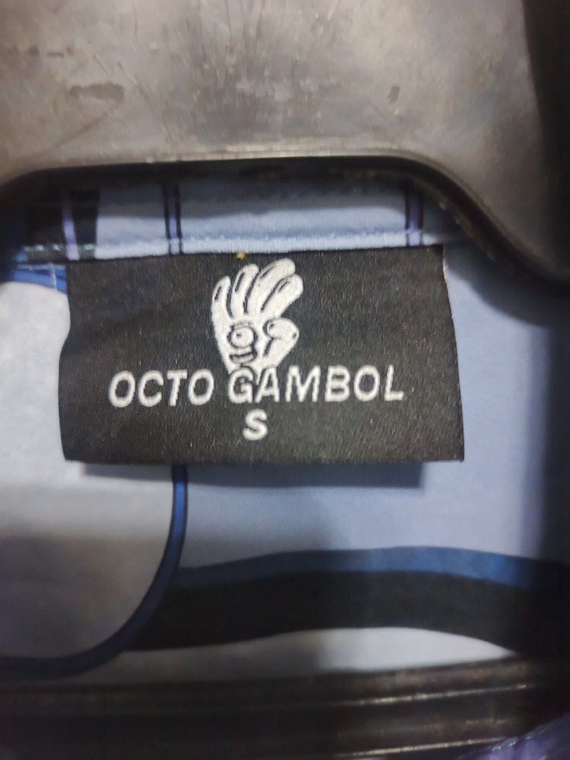 OCTO GAMBOL (Category: Tshirts & Polo Shirts ) located in Dasmarinas. Submitted by jessputrages (Listing ID 1462679677, Image 3). Description: For sale OCTO GAMBOL Excellent condition 800 plus shipping Pm for more details.