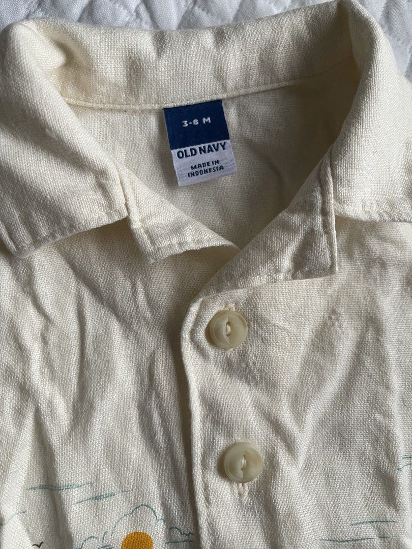 OLD NAVY Summer Linen Polo (Category: Babies & Kids Fashion) located in Manila. Submitted by gshopsandwears (Listing ID 1462668249, Image 3). Description: OLD NAVY Polo 💕 3-6 Mos on tag 💕 US Bought 💕 Thick linen material with painted summer print (like katsa) ☀️No flaws, used once on a beach trip ‼️This is personal preloved but please set proper expectation. .