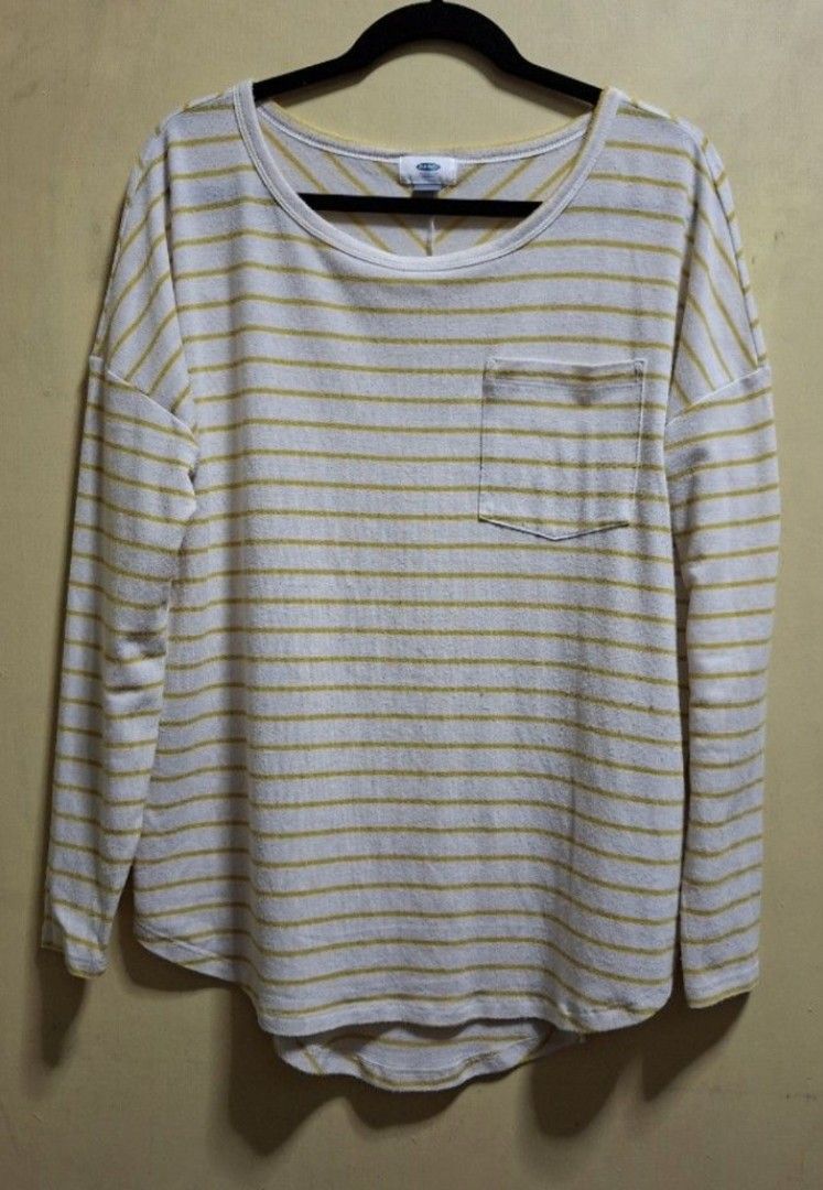 Old Navy Yellow Stripes Longsleeves (Category: Shirts) located in Manila. Submitted by thrifter_lifestyle (Listing ID 1462599067, Image 1). Description: Brand: Old Navy (bought in US) Long-Sleeve Single Breast Pocket Material: see tag Actual Color: Off White with Mustard Yellow Stripes ⭐️ No issues 🙂 RFS: closet spring cleaning.