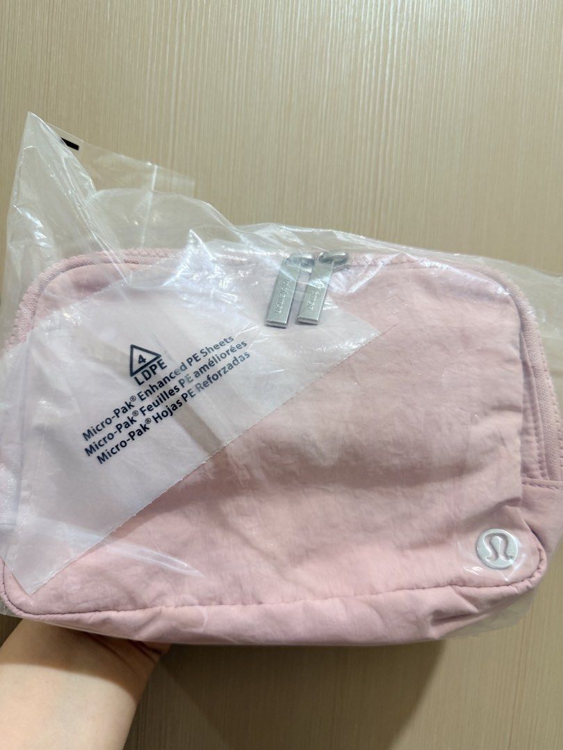 Original Lululemon Everywhere Belt Bag Pouch (Category: Purses & Pouches) located in Manila. Submitted by tawni (Listing ID 1462588852, Image 2). Description: - Lululemon Everywhere Belt Bag Pouches - Available Colors: Blue, Pink, Black, Cream - All items are in original packaging - Ideal for organizing your daily essentials - Perfect size for everyday use ₱2,100 - 1 liter (black & cream) ₱2,500 - 2 liters (blue & pink).