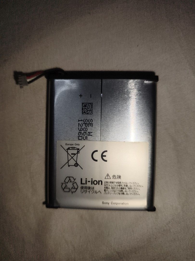Original Ps Vita 2000/Slim Battery (Category: PlayStation) located in Davao. Submitted by duriandragonfruit (Listing ID 1462639691, Image 1). Description: - Original Sony Psvita 2000/sljm Battery - Model: SP86R - Please check photos for detailed condition - Responsible recycling is encouraged Charges perfectly.