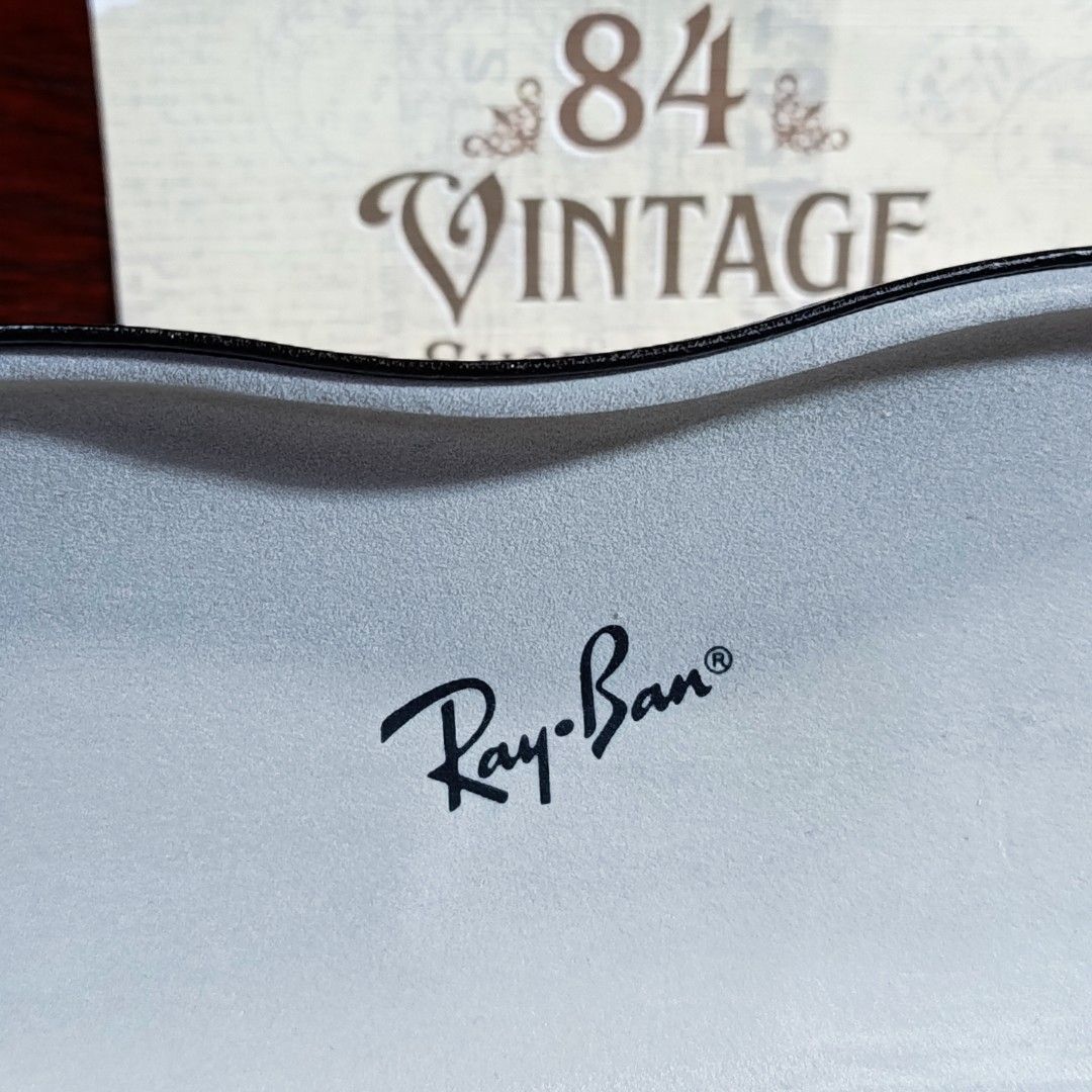 Original Ray-Ban Case (Category: Vision Care) located in Las Pinas. Submitted by 84vintage (Listing ID 1462454100, Image 1). Description: Ray-Ban Case in excellent working condition. Solid Case and clean. Sold as is where is only. pls see photos to appreciate..