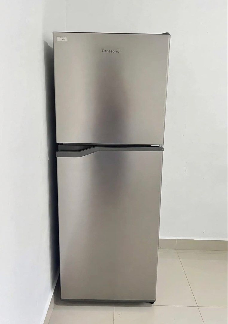 Panasonic 2 Door refrigerator (Category: Refrigerators and Freezers) located in Manila. Submitted by irishshane (Listing ID 1462587188, Image 1). Description: FOR SALE: Panasonic 8 cu ft Inverter Ref NR-BP230VS ✅ Inverter 70W tipid kuryente ✅ No Frost, malakas magyelo ✅ Kumpleto salamin + Fresh Safe, walang basag ✅ Makinis, tahimik, mabango loob Price: ₱9,500 negotiable Loc: NORTH Caloocan - pickup / Lalamove PM lang sa sure buyer! ---.