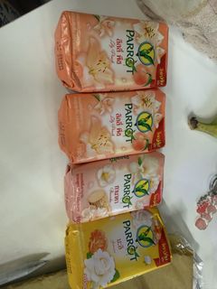 （分類：）位於 。 由 kellyshek 提交（商品編號 1462472290，圖片 1）。簡介： 。