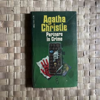 (Category: ) located in . Submitted by thevanitybookshop (Listing ID 1462452514, Image 1). Description: .