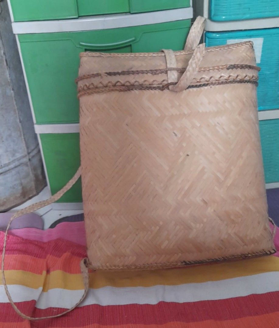 Pasiking (Category: Everything Else Others) located in Quezon City. Submitted by verybountiful (Listing ID 1462452018, Image 3). Description: Used once. Like new. Location: Malate, Manila. MOP: RCBC, Landbank or gcash RFS: decluttering..