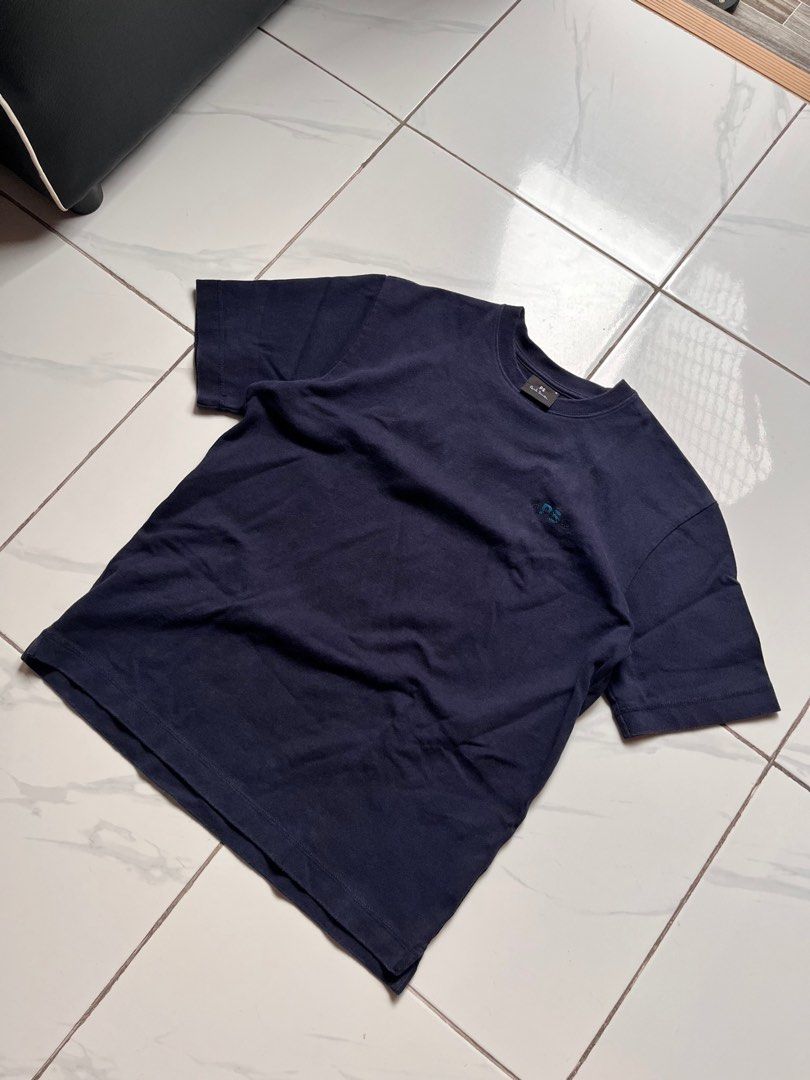 PAUL SMITH TEE (Category: Tshirts & Polo Shirts ) located in Magarao. Submitted by chalkzone20 (Listing ID 1462528136, Image 3). Description: Excellent condition More details on first pic .
