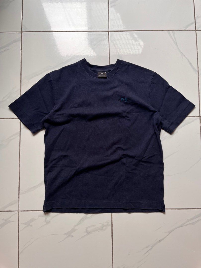 PAUL SMITH TEE (Category: Tshirts & Polo Shirts ) located in Magarao. Submitted by chalkzone20 (Listing ID 1462528136, Image 2). Description: Excellent condition More details on first pic .