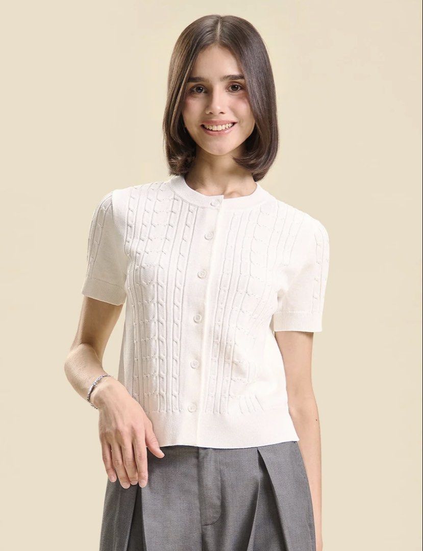 Penshoppe Cable Knit Top (Category: Others Tops) located in Quezon City. Submitted by shoppingcl (Listing ID 1462473350, Image 1). Description: • Brand new, never been worn with tag • Retails for ₱1099.