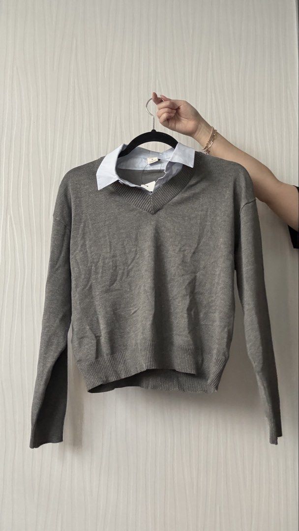 Penshoppe Light Knit Pullover (Category: Longsleeves) located in Quezon City. Submitted by shoppingcl (Listing ID 1462472951, Image 2). Description: • Brand new, never been worn with tag • Retails for ₱1399.