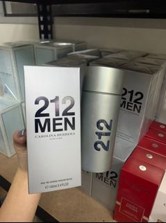 (Category: ) located in . Submitted by fragranceParfumdealer (Listing ID 1462519279, Image 1). Description: .