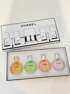 (Category: ) located in . Submitted by fragranceParfumdealer (Listing ID 1462518569, Image 1). Description: .