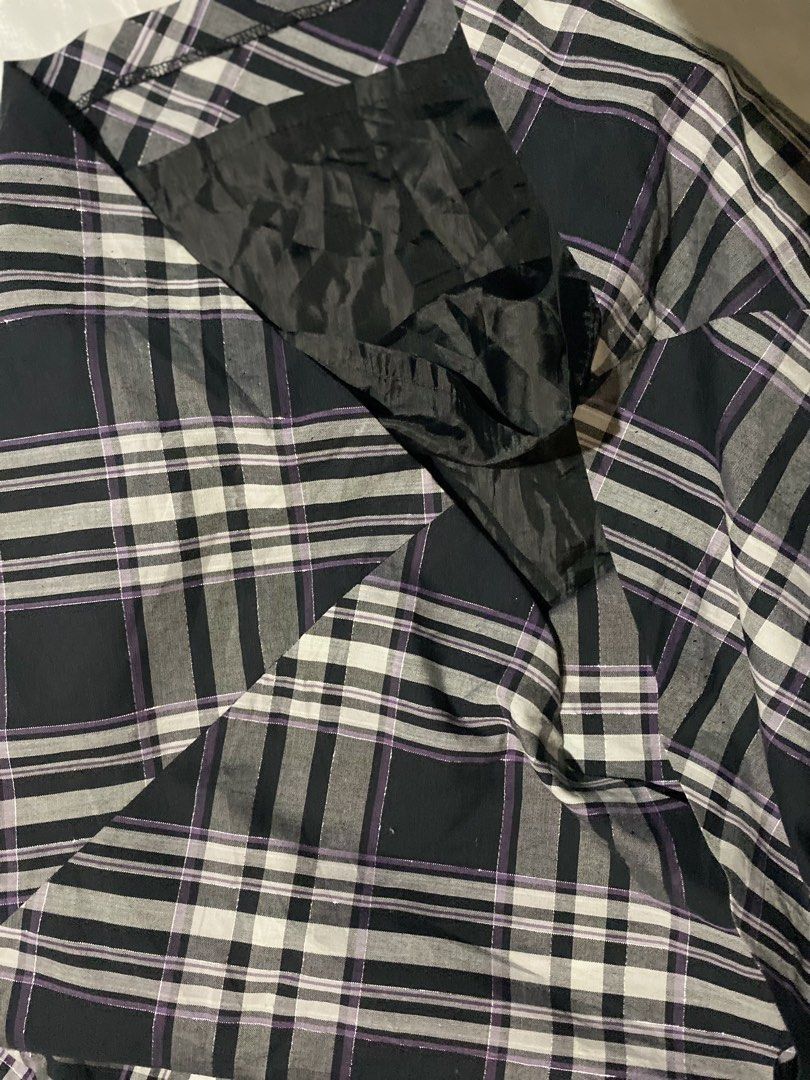 PIGEONNY Glittery Checkered Midi Skirt (Category: Skirts) located in Paranaque City. Submitted by kuweefindsmnl (Listing ID 1462602021, Image 3). Description: - Checkered midi skirt from PIGEONNY - Features a glittery thread woven into the fabric for a subtle sparkle - Side zipper closure for easy wear - Waist: 24"-25" - Length: 26" - Fully lined for comfort and opacity.