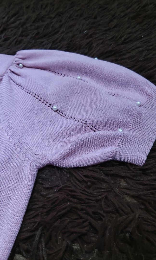 Pink Blouse with Pearl (Category: Blouses) located in Lapu Lapu. Submitted by messdup (Listing ID 1462508963, Image 3). Description: Medium Pink Blouse from Japan.