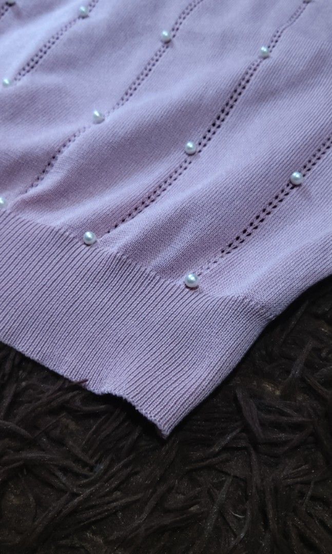 Pink Blouse with Pearl (Category: Blouses) located in Lapu Lapu. Submitted by messdup (Listing ID 1462508963, Image 2). Description: Medium Pink Blouse from Japan.