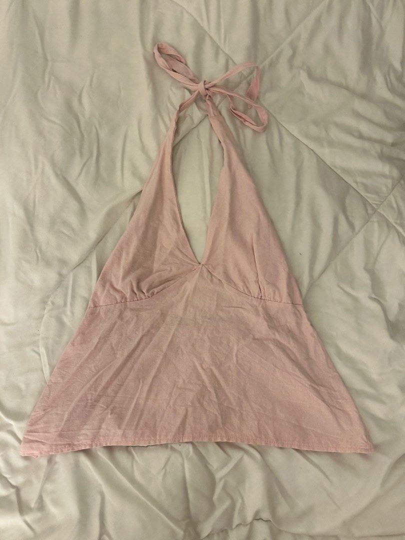 Pink Halter top (Category: Sleeveless) located in Taguig. Submitted by prelovedbyrhy_ (Listing ID 1462462489, Image 1). Description: .
