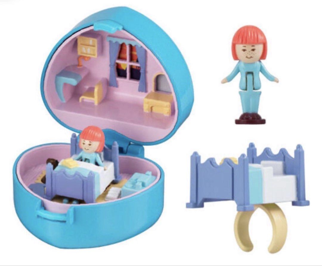 polly pocket ring blue (Category: Kids Toys) located in Subic. Submitted by rosalyntlopez (Listing ID 1462629122, Image 2). Description: series 3 new polly pocket gashapon ring.