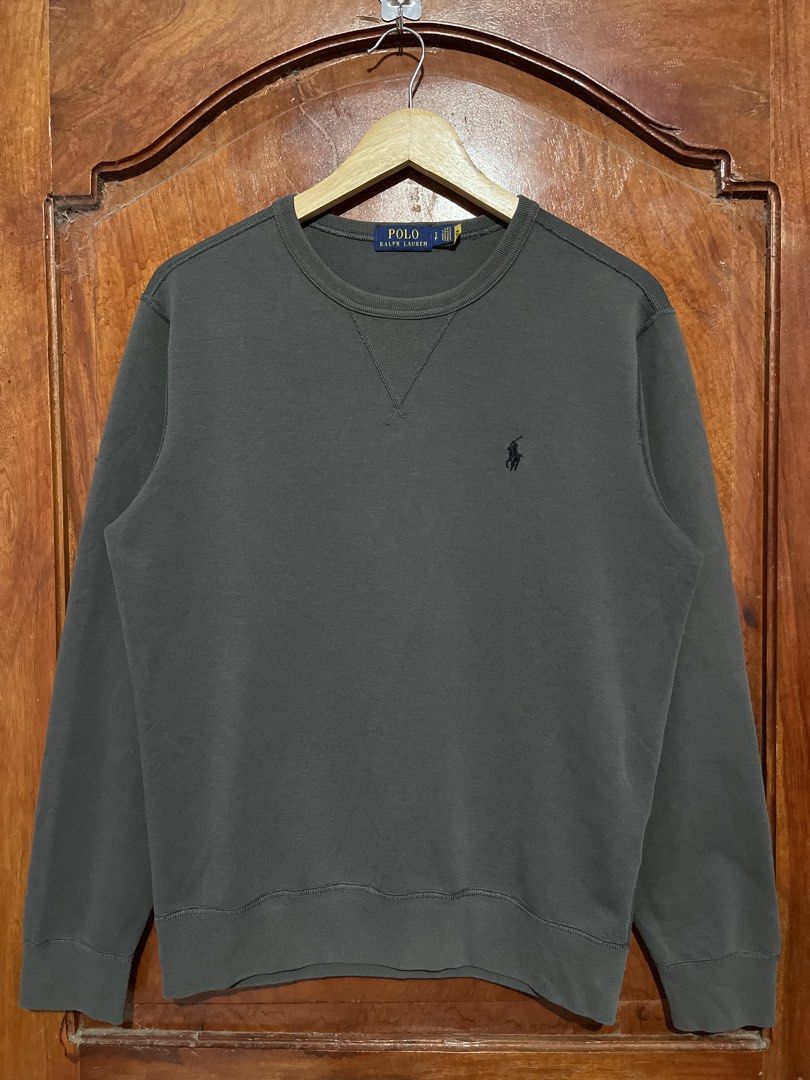 Polo Ralph Lauren Long Sleeve Scannable Qr code (Category: Coats, Jackets and Outerwear) located in Tumauini. Submitted by jomerthrift (Listing ID 1462615105, Image 1). Description: Dimes: 21x26 Color rate: 9.9/10 No issue Asnew.
