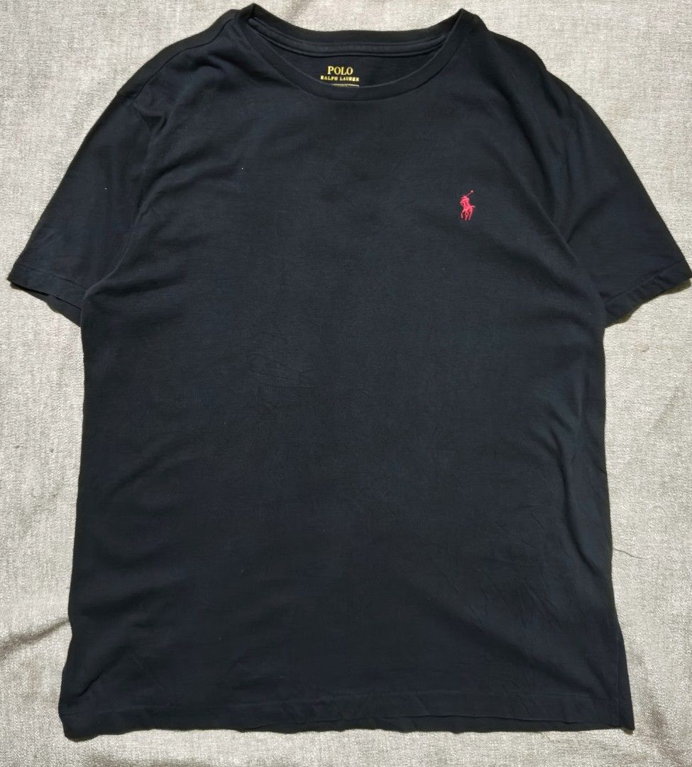 POLO RALPH LAUREN TEE (Category: Tshirts & Polo Shirts ) located in General Santos City (Dadiangas). Submitted by prins_thrifts101 (Listing ID 1462460362, Image 1). Description: Item ‎+SF ‎•Size M on tag ‎•Dimes (W:22-23L:27) ‎•Color rate 8.8/10 ‎•Excellent Condition ‎•Issue: no issue ‎ ‎Unli vouch unli vc with item ‎Payment first Jnt or Cod LBC ‎+SF ‎LOCATION: General Santos City, Mindanao, 9500 ‎ ‎📍 DISCLAIMER : I'am not associated or affiliat