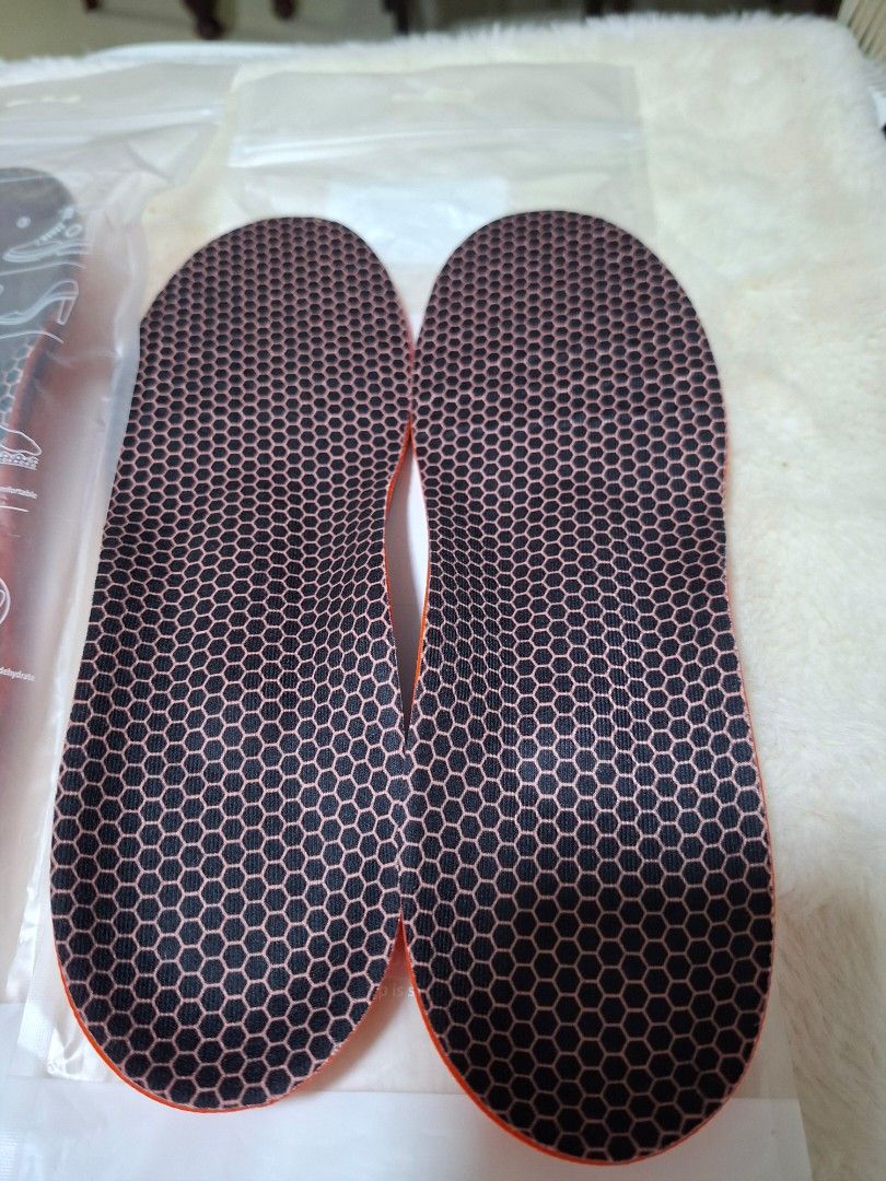 PORON COMFORT INSOLE (Category: Shoe inserts & accessories) located in Las Pinas. Submitted by annachiaonair2037 (Listing ID 1462637137, Image 3). Description: This is a pair of Poron shock-absorption shoe insoles featuring a bright orange base with blue arch support and green cushioning pads. MADE IN USA sizes available: 1 PIECE MEDIUM 24.5 - 25 2PCS LARGE 25.5 - 26 Disclaimer: I am not affiliated with, associated with, or authorized by any of t