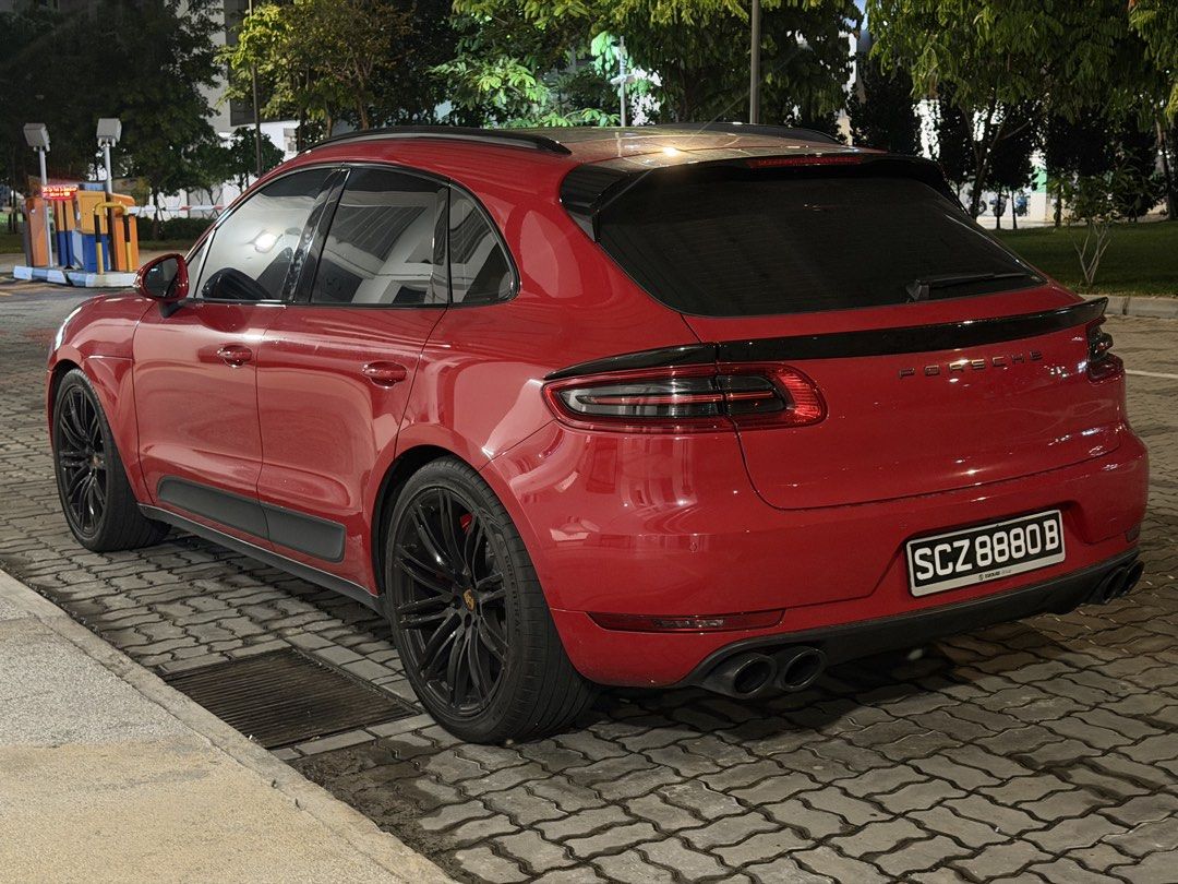 Porsche Macan PDK 2.0 (A) (Category: Used Cars) located in Singapore. Submitted by zentastically (Listing ID 1462651601, Image 2). Description: *Consignment Dealers Stay Away* Price With New 10-year COE!! Tastefully Spec-ed Zero Wear & Tear, PPI welcome! Rare Panoramic Roof Unit! 21” Option 911 Turbo Design Rims! Original 10-pot Akebono Brakes! Rear Upsize Rotors! Optional VRN With Top-up. Negotiable..
