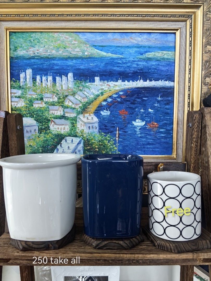 Pots take all (Category: Pots & Planters) located in Calamba. Submitted by princesspauliney. (Listing ID 1462543338, Image 1). Description: 2+1 pots First to pay basis Calamba laguna Shoppee check out.