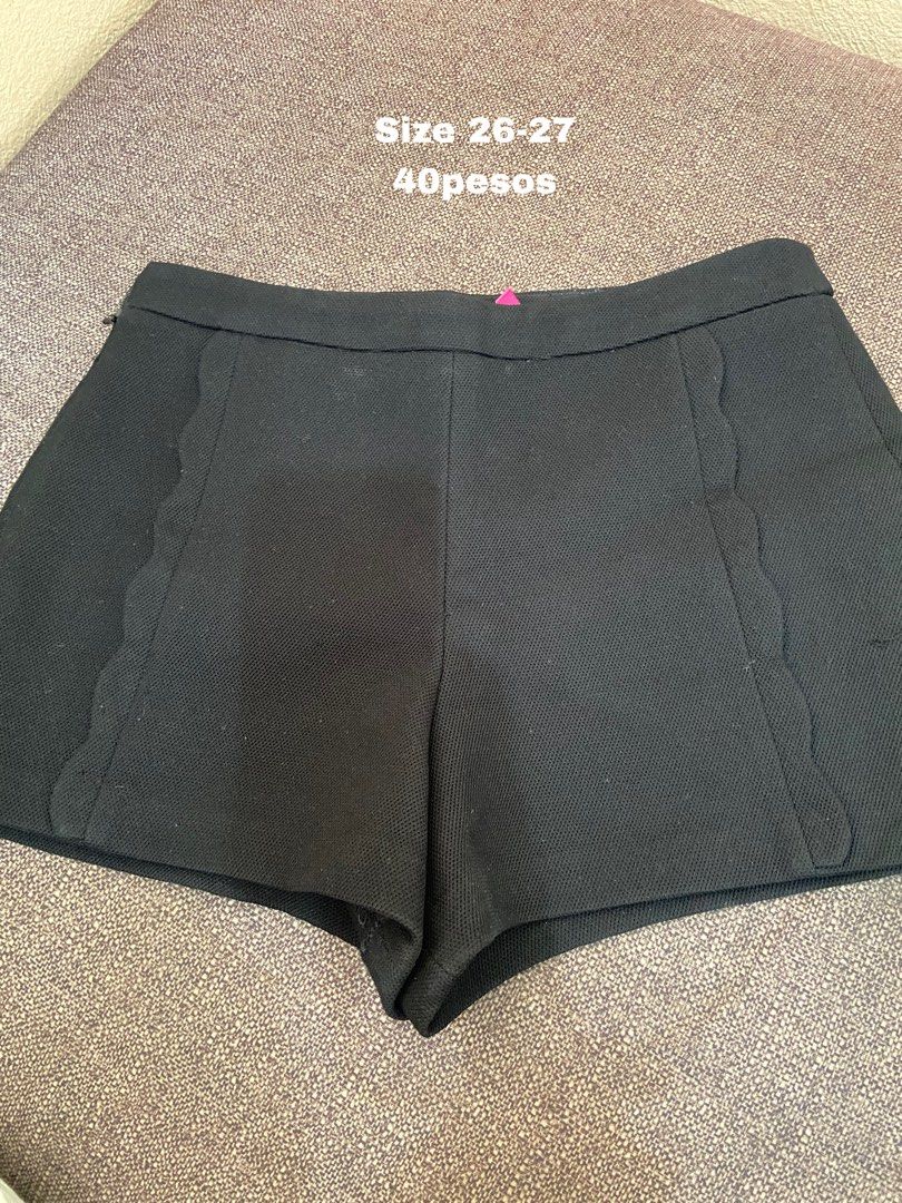 Preloved (Category: Activewear) located in Cavite. Submitted by sam.my98 (Listing ID 1462505516, Image 3). Description: .