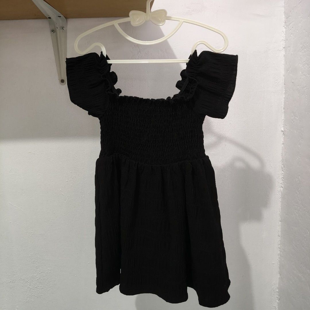 Preloved Dress for Toddlers (Category: Babies & Kids Fashion) located in Caloocan City. Submitted by valathea (Listing ID 1462540235, Image 1). Description: dress • worn twice best fit 12-24m 🌱 ₱50.00 📍 north caloocan courier: 🛵 lalamove (BPI, Gcash, no COD) 🚀 in-house rider, fixed ₱99 rate (COD).