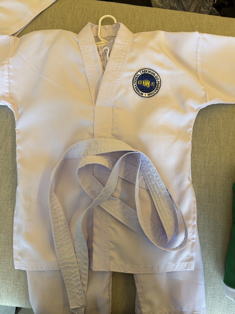 Preloved Taekwondo Uniform (Category: Babies & Kids Fashion) located in Quezon City. Submitted by csh2020 (Listing ID 1462505174, Image 1). Description: Preloved Tawkwondo Uniform Size: 3XS & 2XS Php 400 / set.