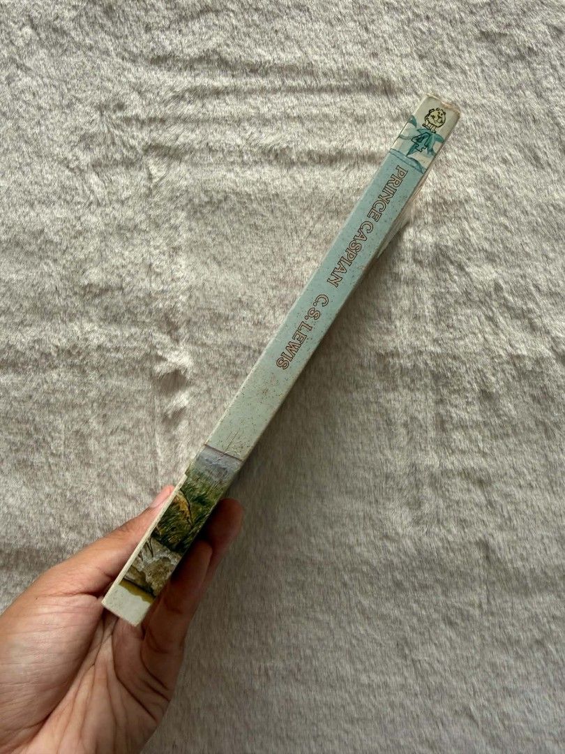 Prince Caspian C. S Lewis (Category: Storybooks) located in Santiago. Submitted by bookworm_club (Listing ID 1462450977, Image 3). Description: 📚no cancellation, return or exchange. 📚secondhand books. some books are in good condition while some has minimal flaws (foxing, creases, dog-eared pages, etc.) 📚reasonable haggling is allowed. 💰MOP: For same day pickup - CASH & BANK TRANSFER For shipping or scheduled pickup - BANK TRANSFER 🚚MOD: •Sto
