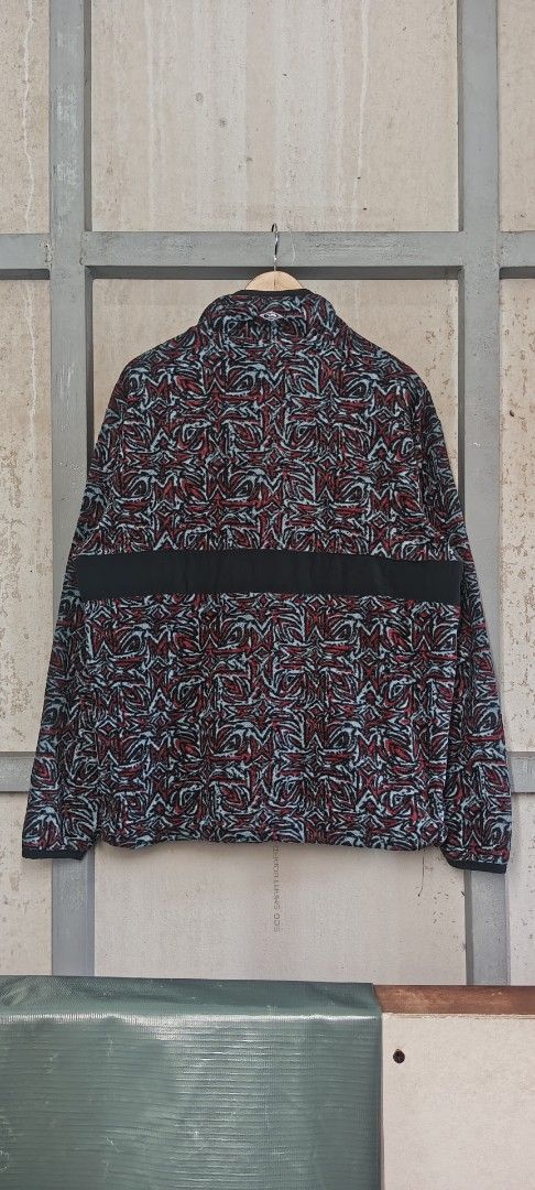 Quiksilver Fleece Pullover Jacket (Category: Coats, Jackets and Outerwear) located in Muntinlupa City. Submitted by thriftben (Listing ID 1462463339, Image 2). Description: - Quiksilver fleece pullover - All-over abstract pattern (red, black, light blue) - Quarter zip with black chest panel - Two side pockets - Comfortable and warm, perfect for layering.