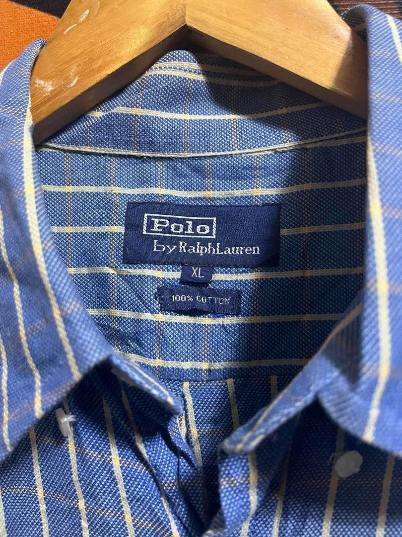 Ralph Lauren (Category: Tshirts & Polo Shirts ) located in Taguig. Submitted by bimbyanche19839 (Listing ID 1462609301, Image 3). Description: Ralph Lauren Polo Short Sleeve Size: Xlarge Width: 25 Length: 31front 36back Color Rate: 9.5/10 Good Condition No flaws 🏷️350php plus ship 📍Taguig Location.