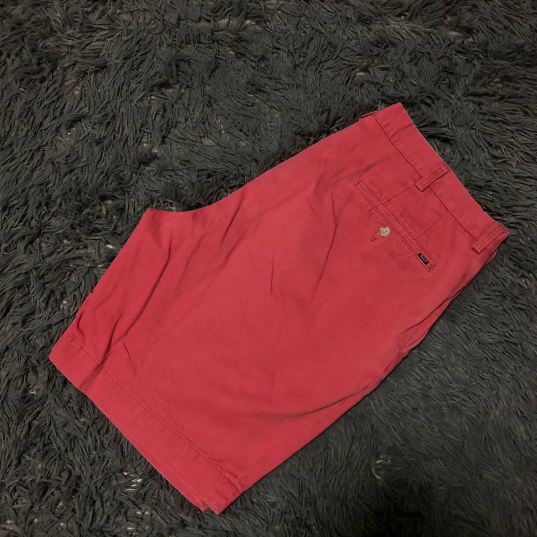 Ralph Lauren Chino Short (Category: Shorts) located in Camiling. Submitted by thriftscape2024 (Listing ID 1462570795, Image 1). Description: Excellent Condition Color rate: 9/10 Issue: ❌❌❌ W: 38 L: 21 Thigh: 15 Leg Opening: 12.