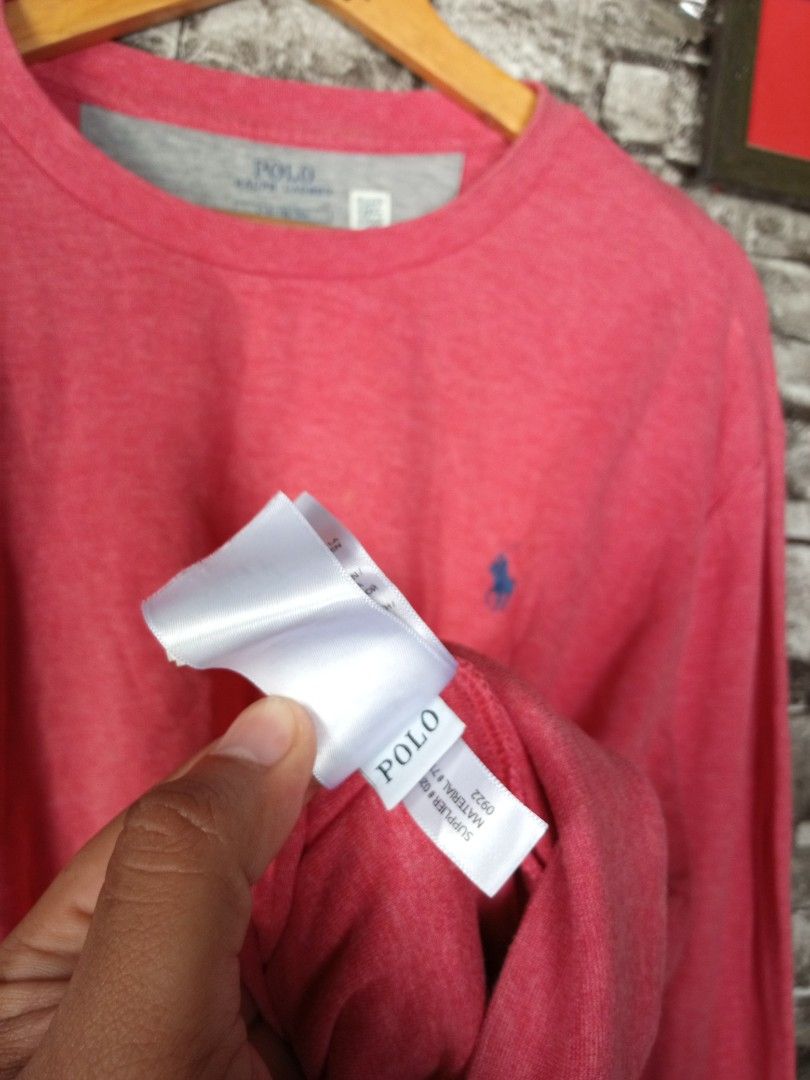 Ralph Lauren crew neck (Category: Activewear) located in Cavite. Submitted by goodluckythrifty (Listing ID 1462488530, Image 3). Description: .