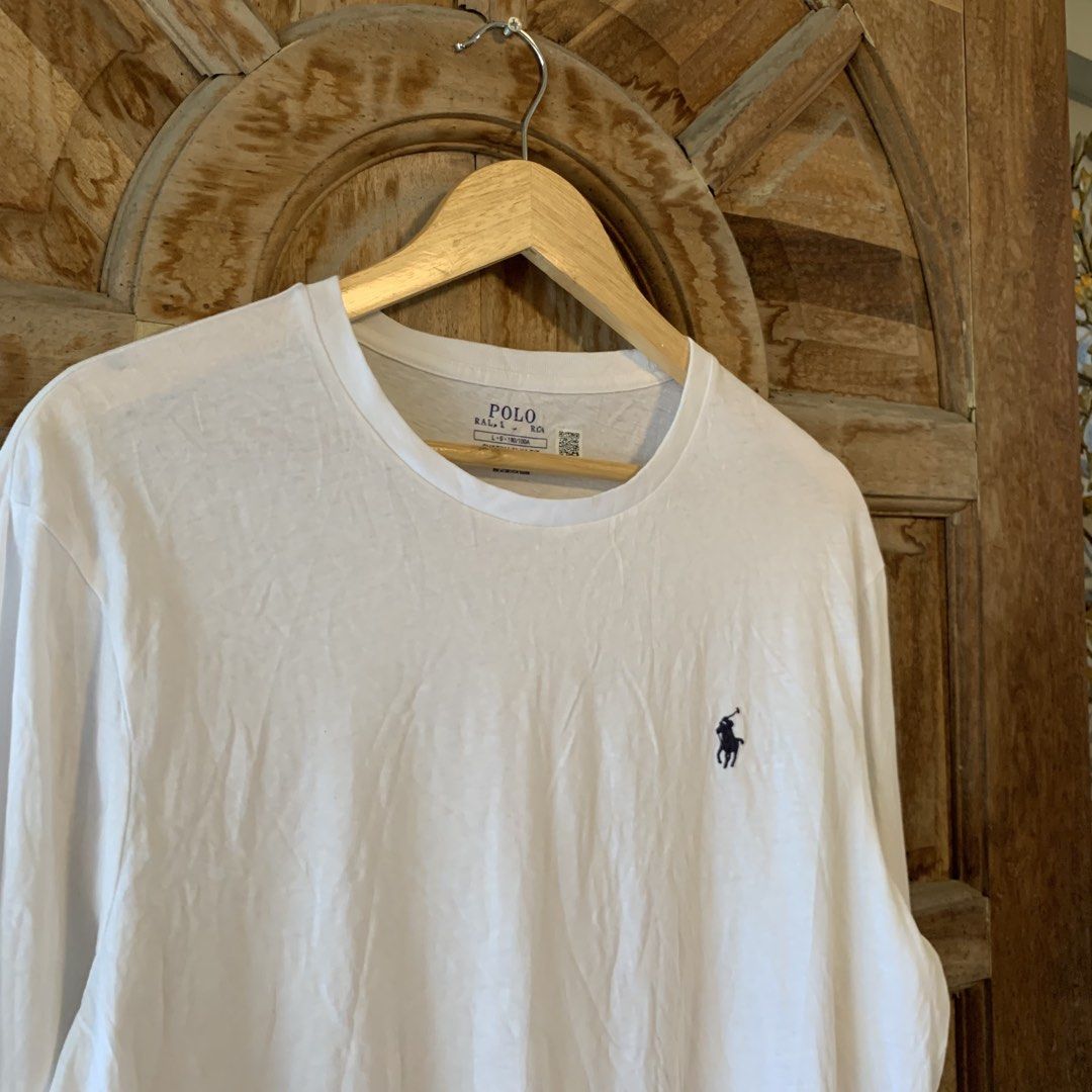 Ralph Lauren Longsleeve (Category: Activewear) located in Cordova. Submitted by get.find14 (Listing ID 1462600010, Image 2). Description: 22x28.5 DIMES SIZE LARGE ON TAG Excellent condition No issue Needwash only DM IF INTERESTED.