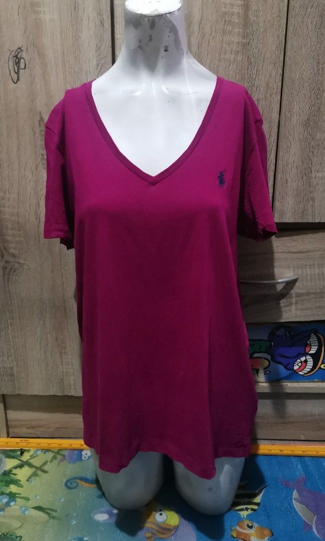 Ralph Lauren pink tee shirt (Category: Shirts) located in San Pedro. Submitted by thriftersthrift (Listing ID 1462465481, Image 1). Description: Width(inches) :19.5 Length(inches) :25 Good condition Already wash Color rate : 9.5 /10 🌵ALL ITEMS ARE FROM UKAY BALE SO MANAGE YOUR EXPECTATION 🌵 ASK SELLER FOR MORE INFORMATION COLOR MAY CHANGE TRU LIGHTING.