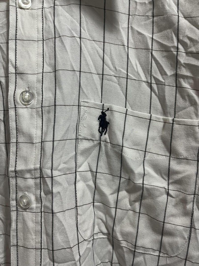 Ralph Lauren Polo (Category: Tshirts & Polo Shirts ) located in Taguig. Submitted by bimbyanche19839 (Listing ID 1462607895, Image 2). Description: Ralph Lauren Polo Button Down Size: Large-Xlarge Width: 23 Length: 30 Condition: Good Issue: Washable Stain 🏷️400php plus ship 📍Taguig Location.