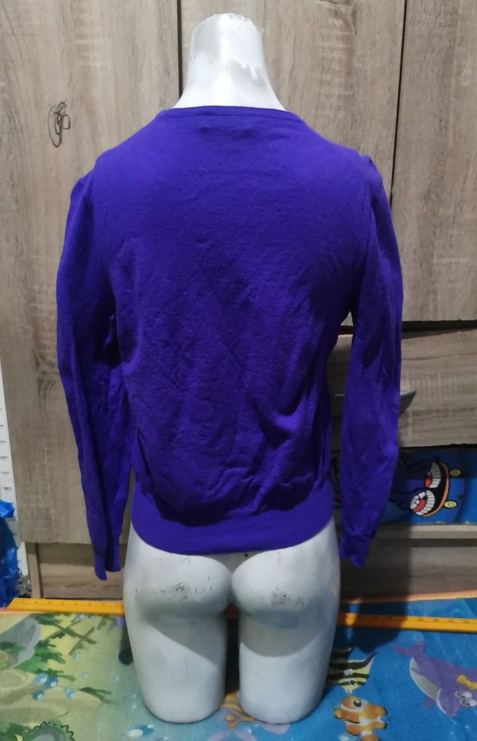 Ralph Lauren purple label 100% WOOL sweater (Category: Coats, Jackets and Outerwear) located in San Pedro. Submitted by thriftersthrift (Listing ID 1462455544, Image 2). Description: Width(inches) :16 Length(inches) :19 Good condition Already wash Color rate : 10 /10 🌵ALL ITEMS ARE FROM UKAY BALE SO MANAGE YOUR EXPECTATION 🌵 ASK SELLER FOR MORE INFORMATION COLOR MAY CHANGE TRU LIGHTING.